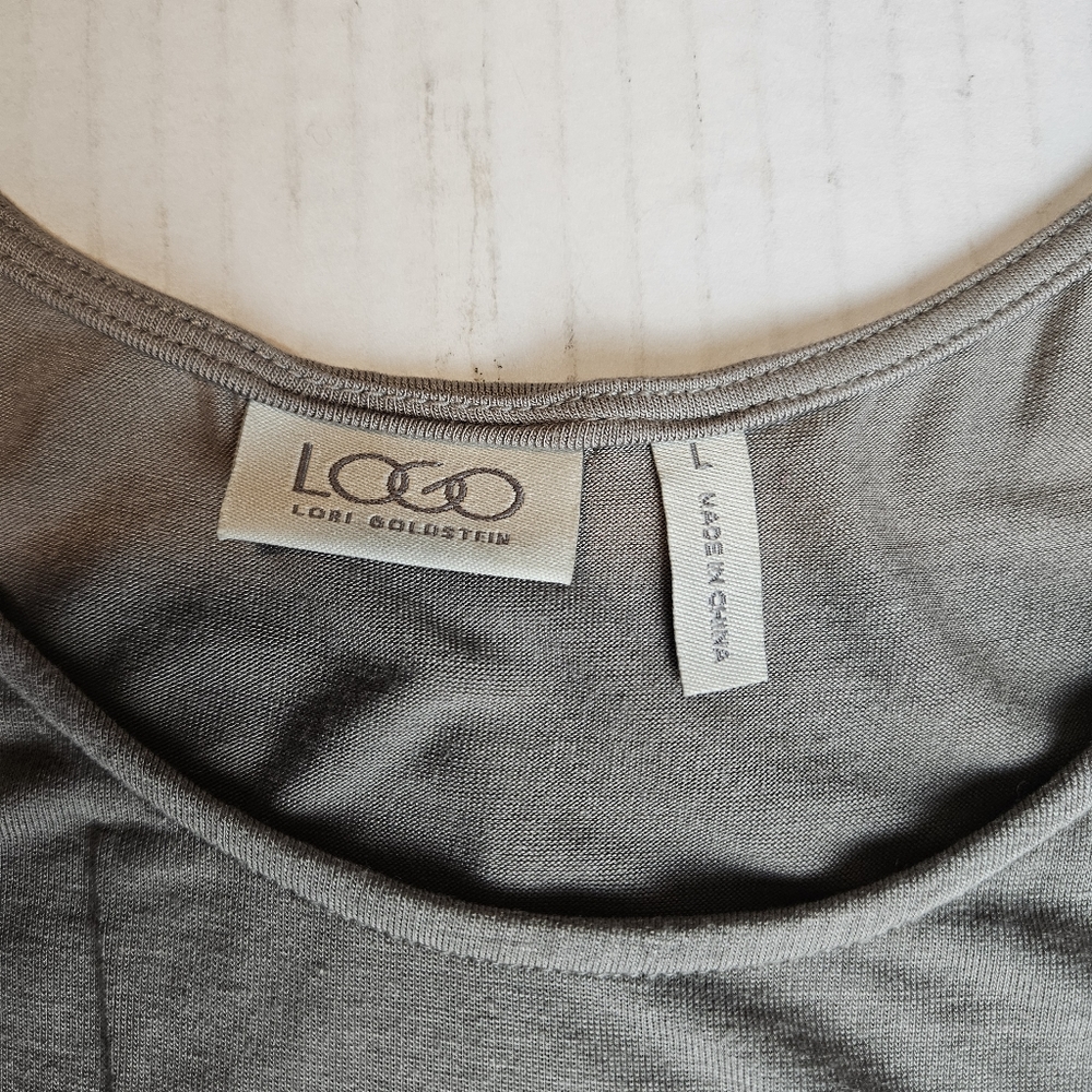 LOGO Women Top and Asymmetrical Tank Size Large - Picture 6 of 7